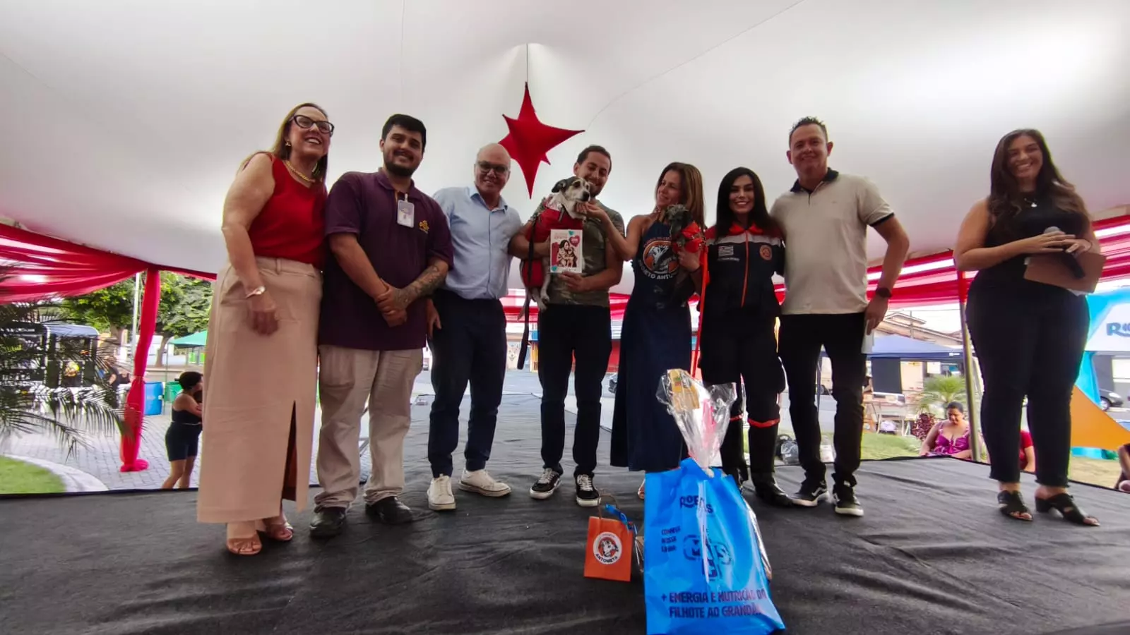 Mães de Pet: Evento em Pindamonhangaba une causa animal, lazer e economia criativa na Praça Sete de Setembro